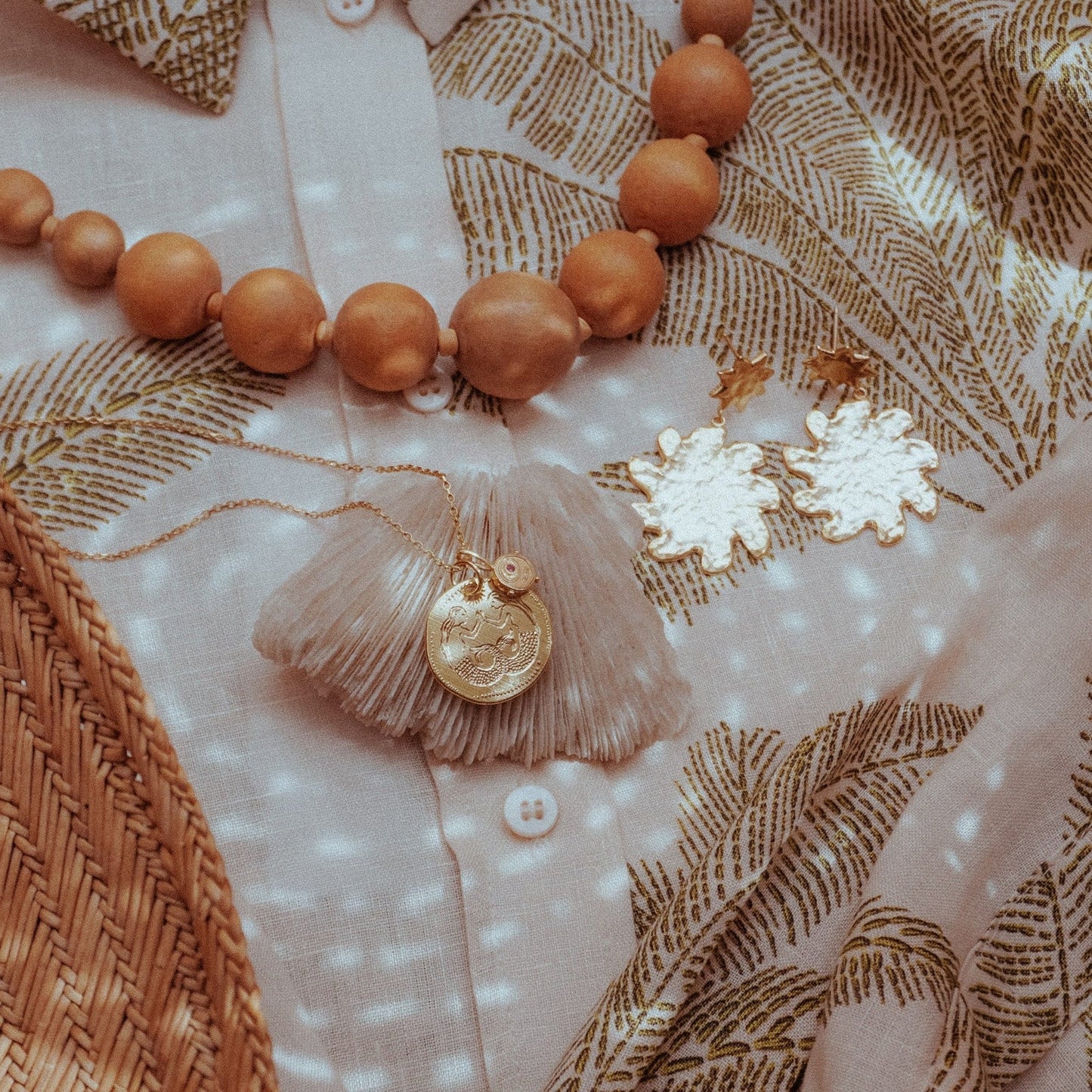 Cabinet | Mermaid Talisman On Trace Chain