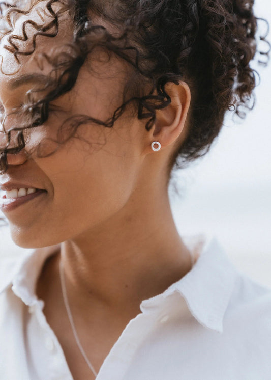 Daisy V | Rock Pool Studs