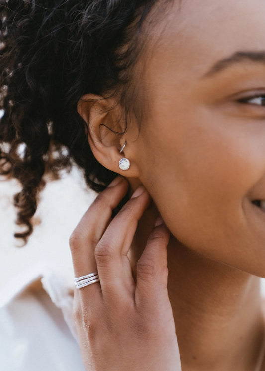 Daisy V | Mini Full Moon Studs