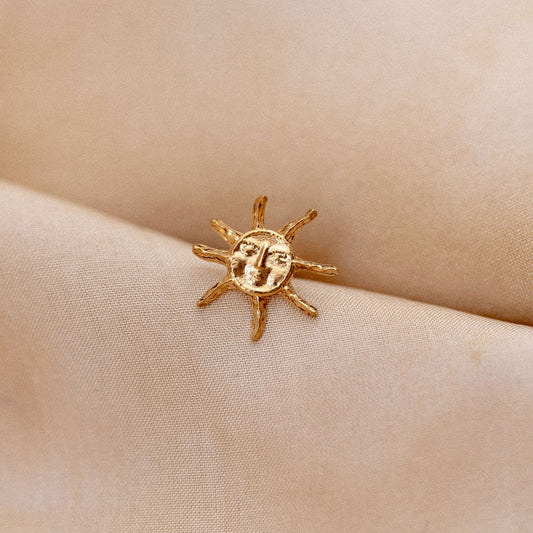 Cabinet | Sunchaser Studs