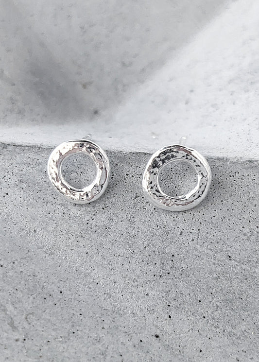 Daisy V | Rock Pool Studs
